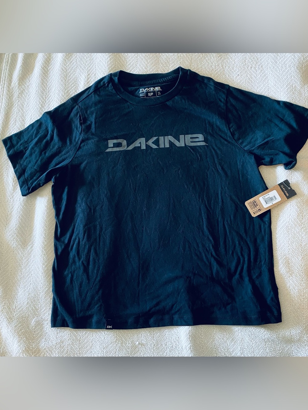NWT Dakine S Black Short-Sleeve Logo Tee